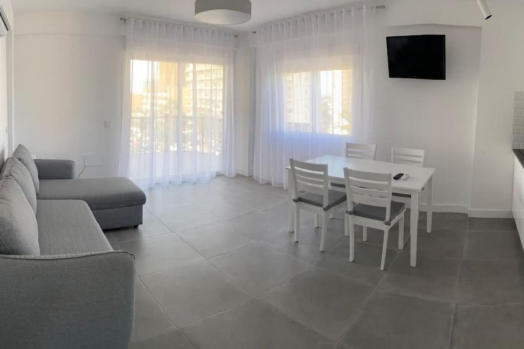 Apartamentos La Gaviota Рокетас де Мар Екстериор снимка